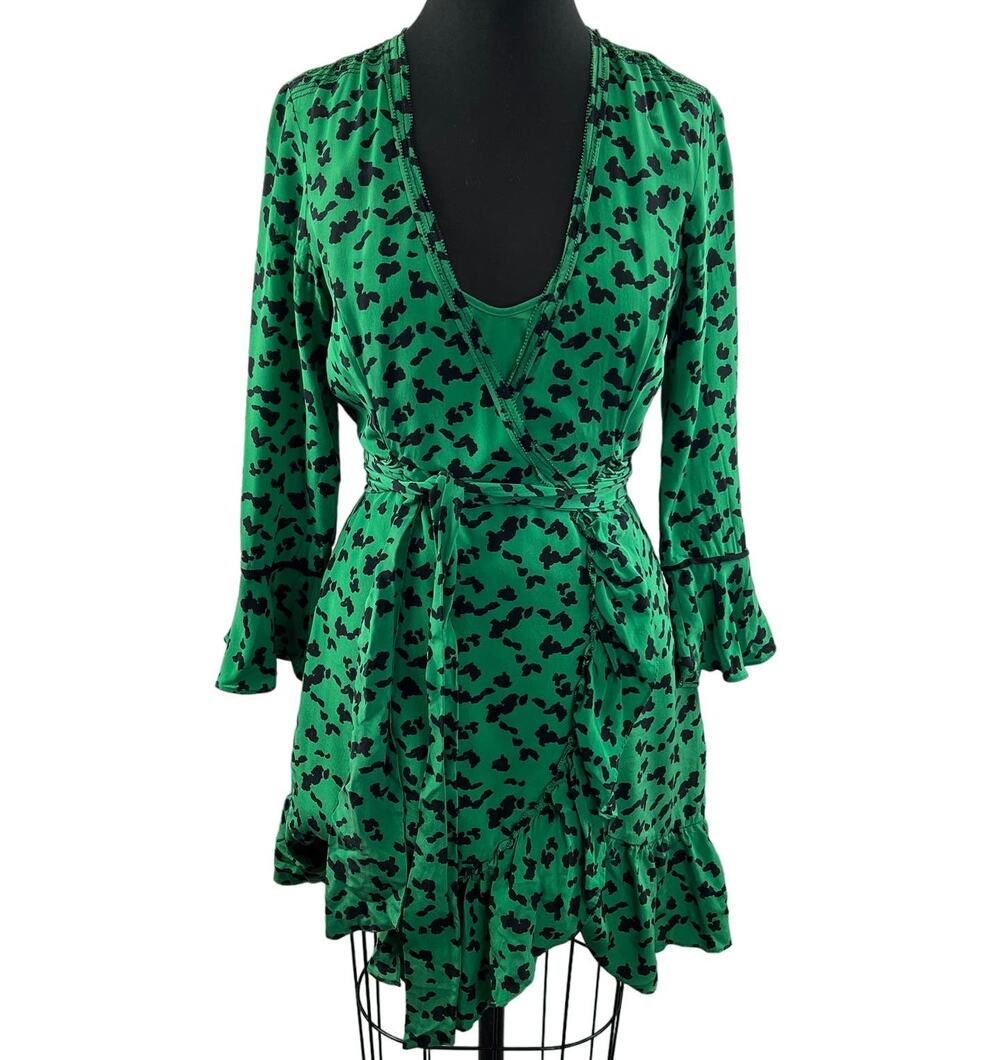 TANYA TAYLOR Fit Flare Green Black Wrap Dress Leopard Silk Tie V-Neck Size 4
